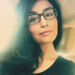 Meet your Posher, Lesly